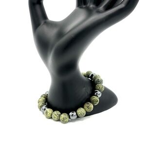 Hand Crafted Green Serpentine and Hematite Stretch Bracelet